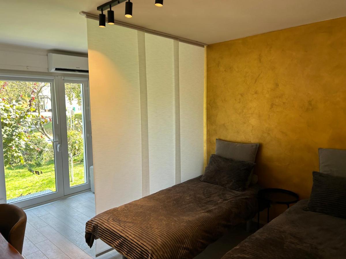 Apartment Gal Ново-Место Экстерьер фото