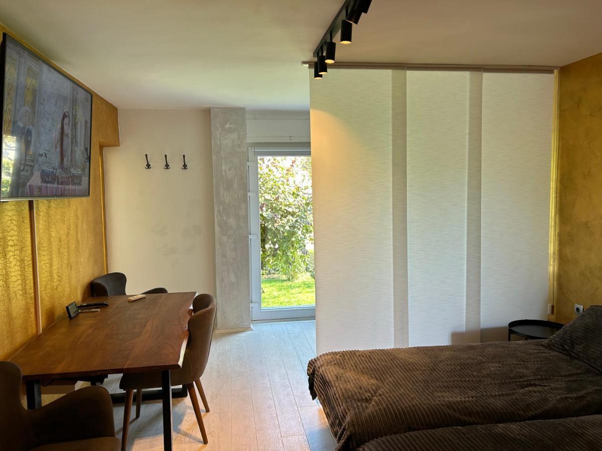 Apartment Gal Ново-Место Экстерьер фото