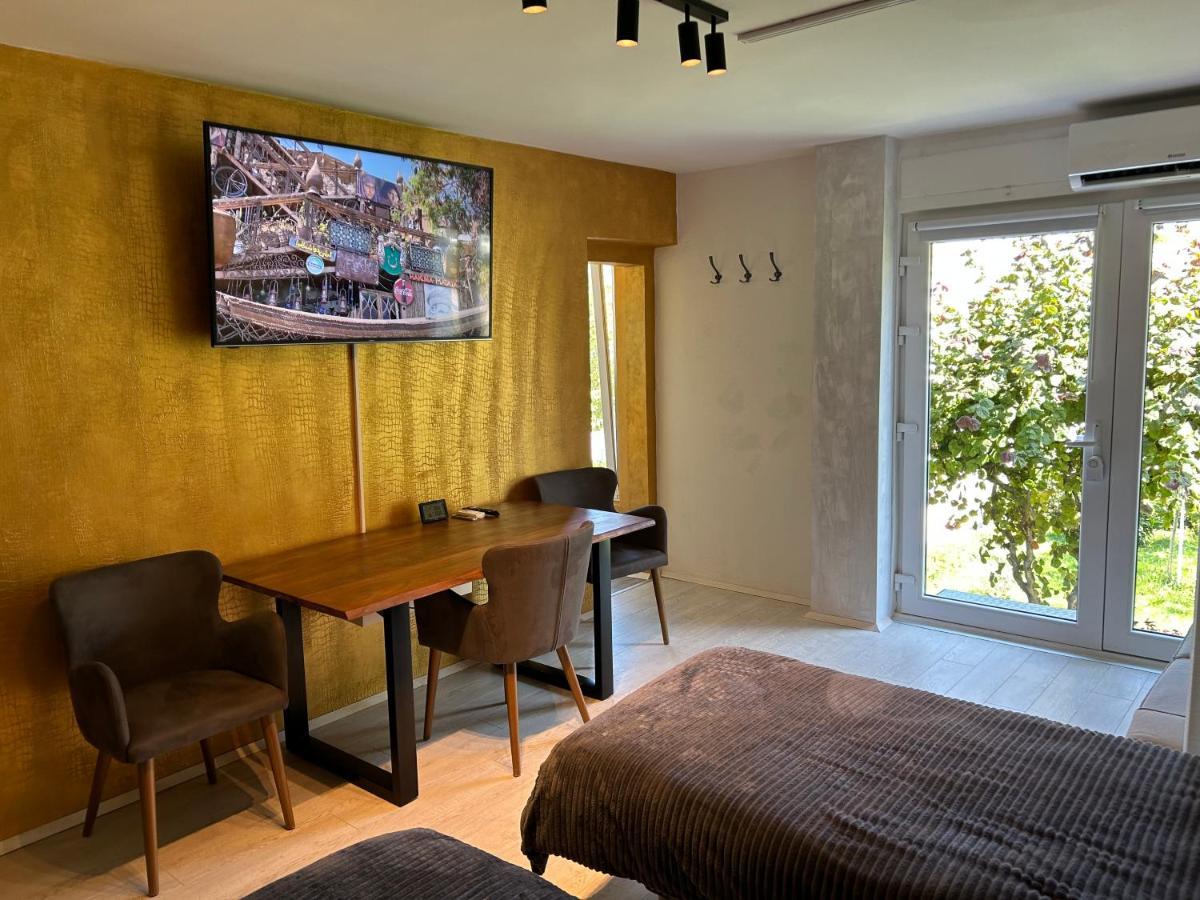 Apartment Gal Ново-Место Экстерьер фото